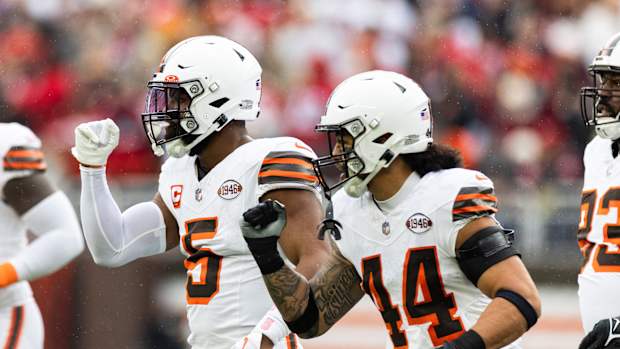 Oct 15, 2023; Cleveland, Ohio, USA; Cleveland Browns linebacker Anthony Walker Jr. (5) and linebacker Sione Takitaki (44) celebrate a missed field goal by the San Francisco 49ers during the first quarter at Cleveland Browns Stadium.